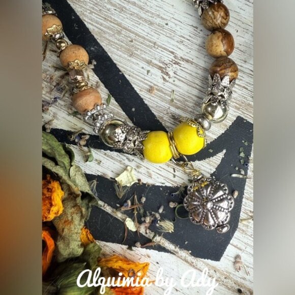 Alquimia Yellow and Brown Bracelet - Picture 2 of 3